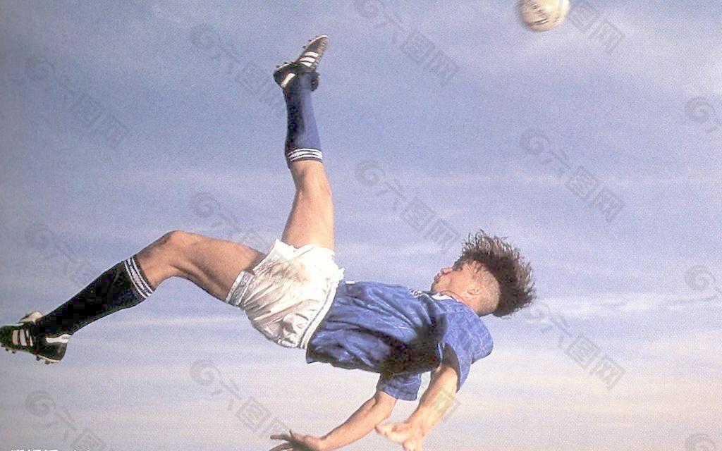 前场位置稍 前场位置稍