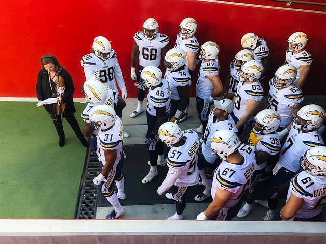 蒂保持合作 蒂保持合作